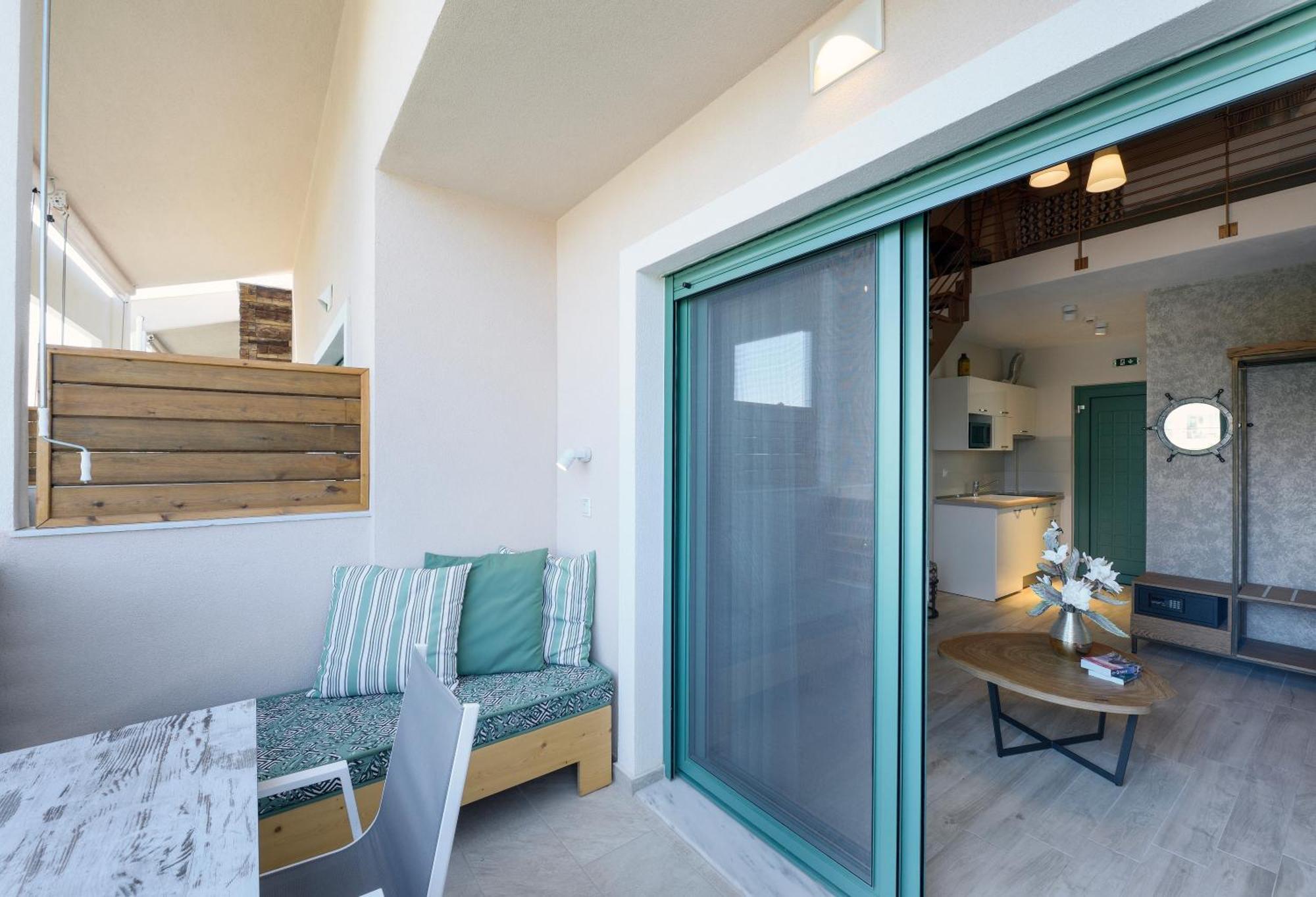 Alegria Suites ニキティ 部屋 写真
