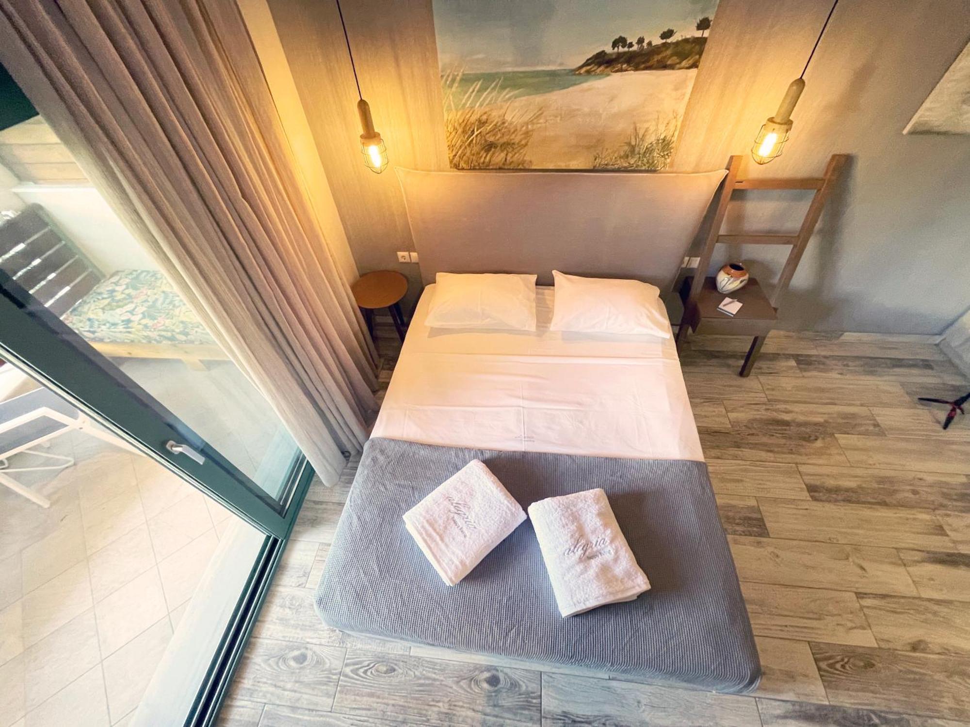 Alegria Suites ニキティ エクステリア 写真